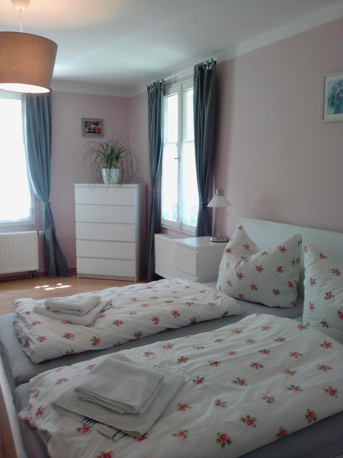 Gaestehaus Villa Rose Durrrohrsdorf Екстериор снимка